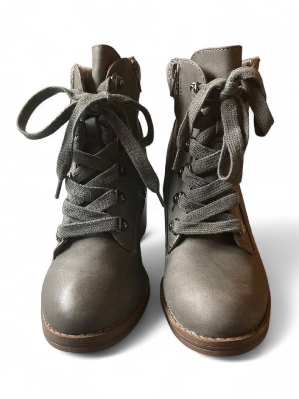 SM New York Olive Green Lace-Up Ankle Boots